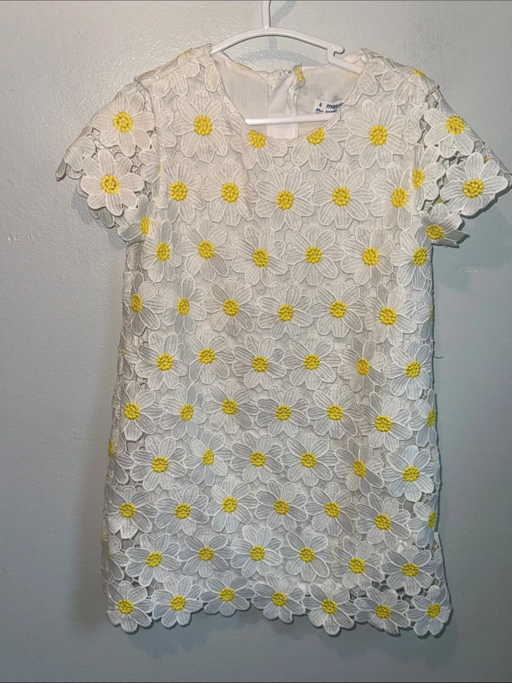 Mayoral 4 Girls White Lace Daisy Dress with Yellow Centers